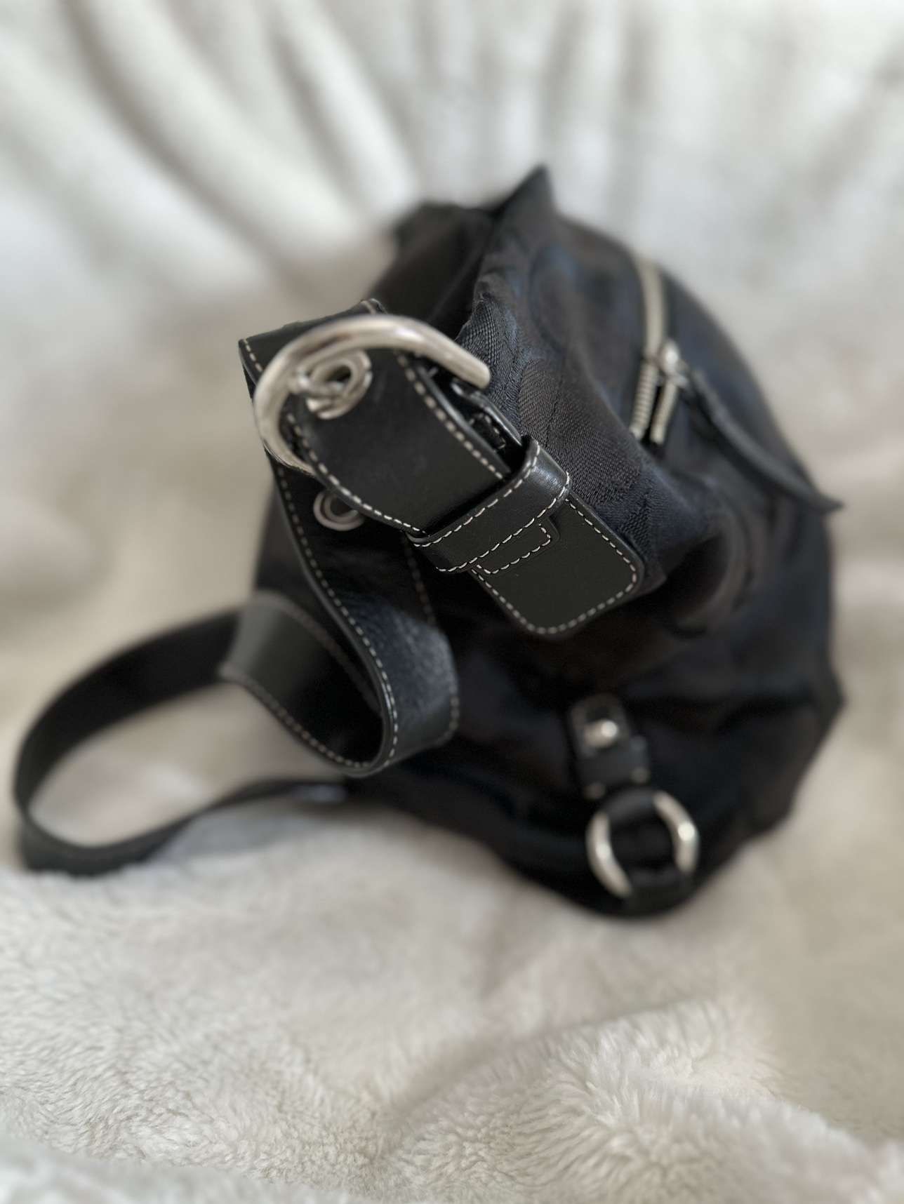 GUC - Coach Cross Body Bag