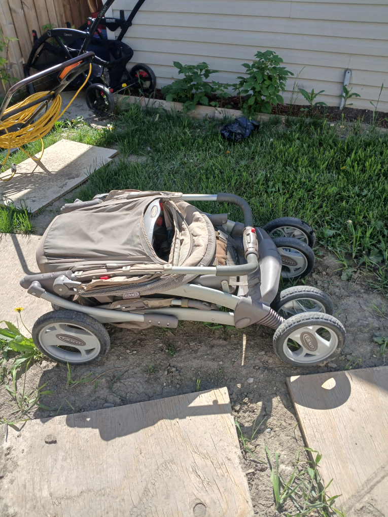 Graco stroller FCFS CASH ONLY - photo 5