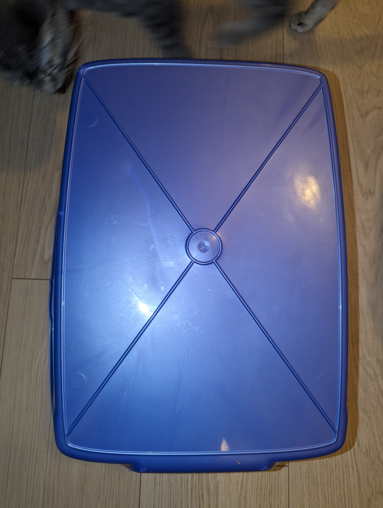 Van Ness Large Cat Litter Pan image indicator(3)