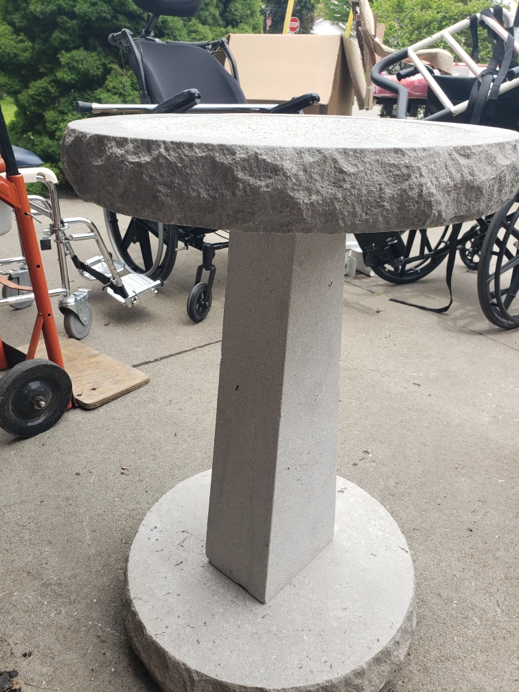 Bird Baths New never been outside. image indicator(4)