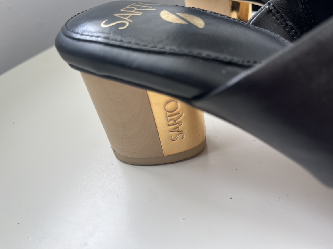 SARTO leather heels image indicator(2)