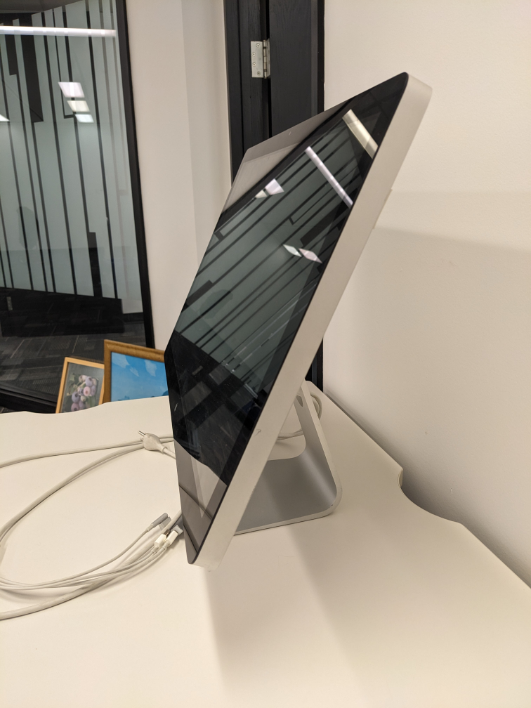 Apple 27” cinema LED monitor - photo 3