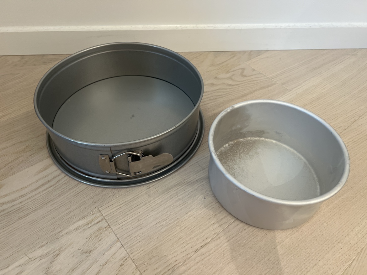 free 9in (springform) and 6in cake pans
