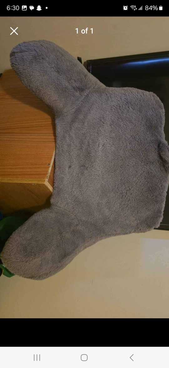 back pillow thumbnail