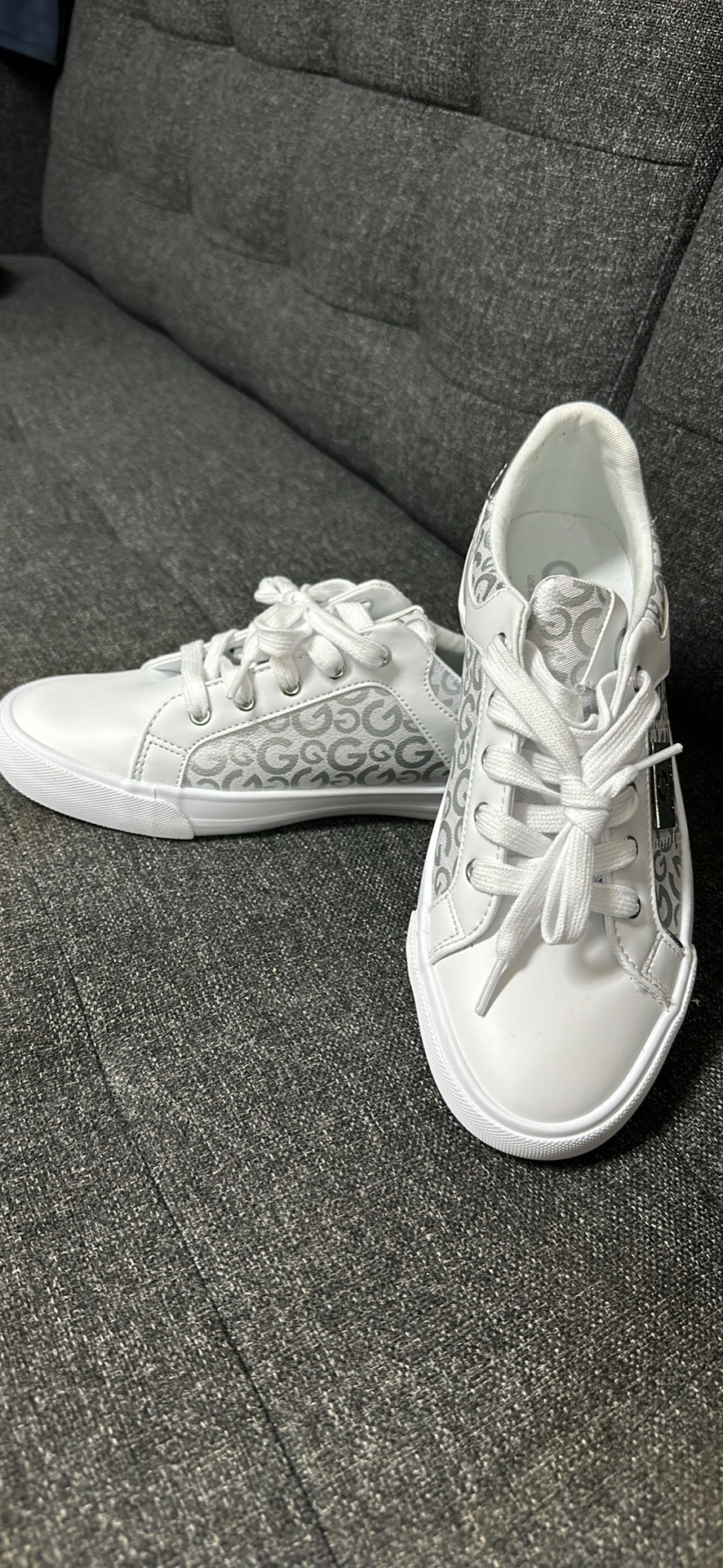 Stylish Womens Sneakers (GBG - Los Angeles)
