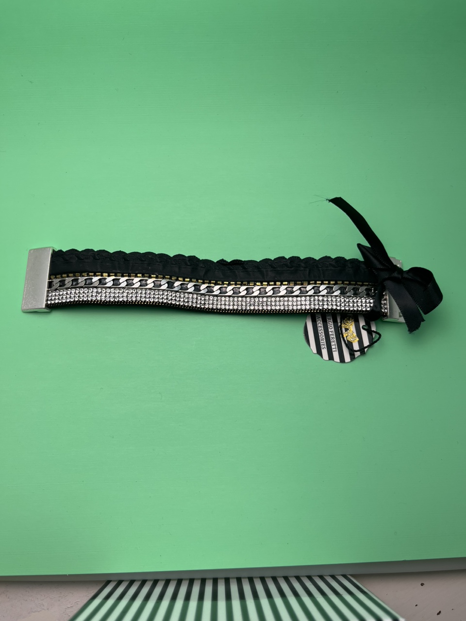 Sergio Feretti Chain+Rhinestone Magnetic Bracelet image indicator(2)