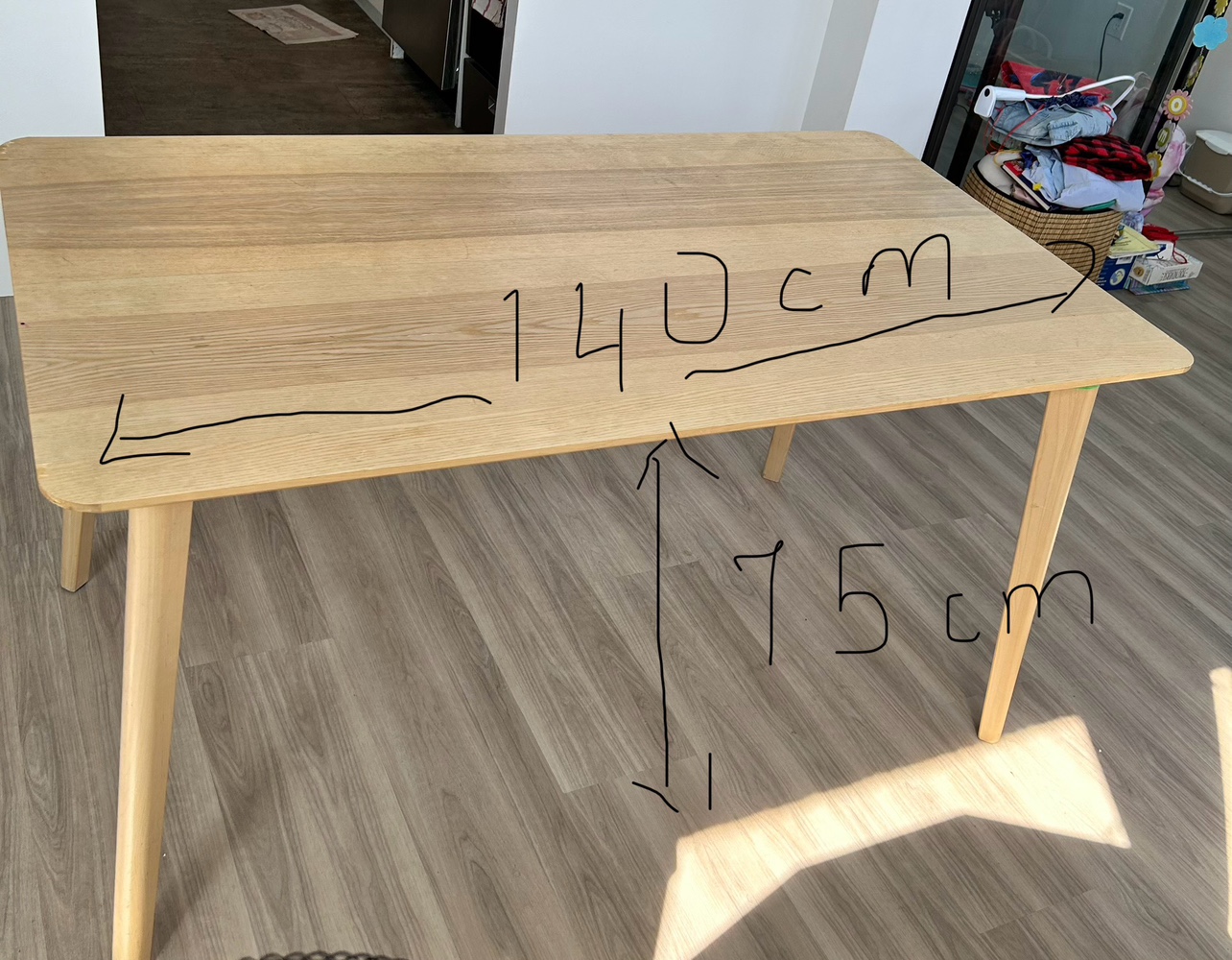 Dining table - photo 3