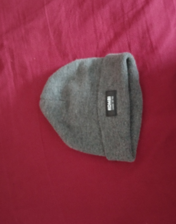 Umbrella, mittens and Beanies image indicator(6)