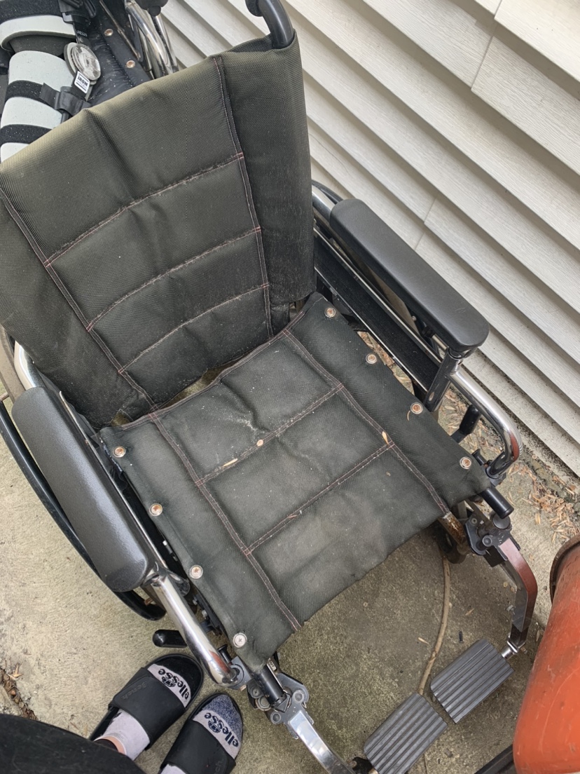 2 wheelchairs and leg brace - photo 5