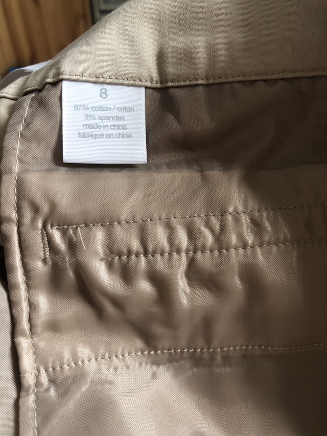 Joe Fresh size 8 Khaki shorts image indicator(3)