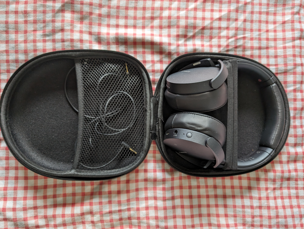 Sony Wireless Bluetooth Headphones - photo 2