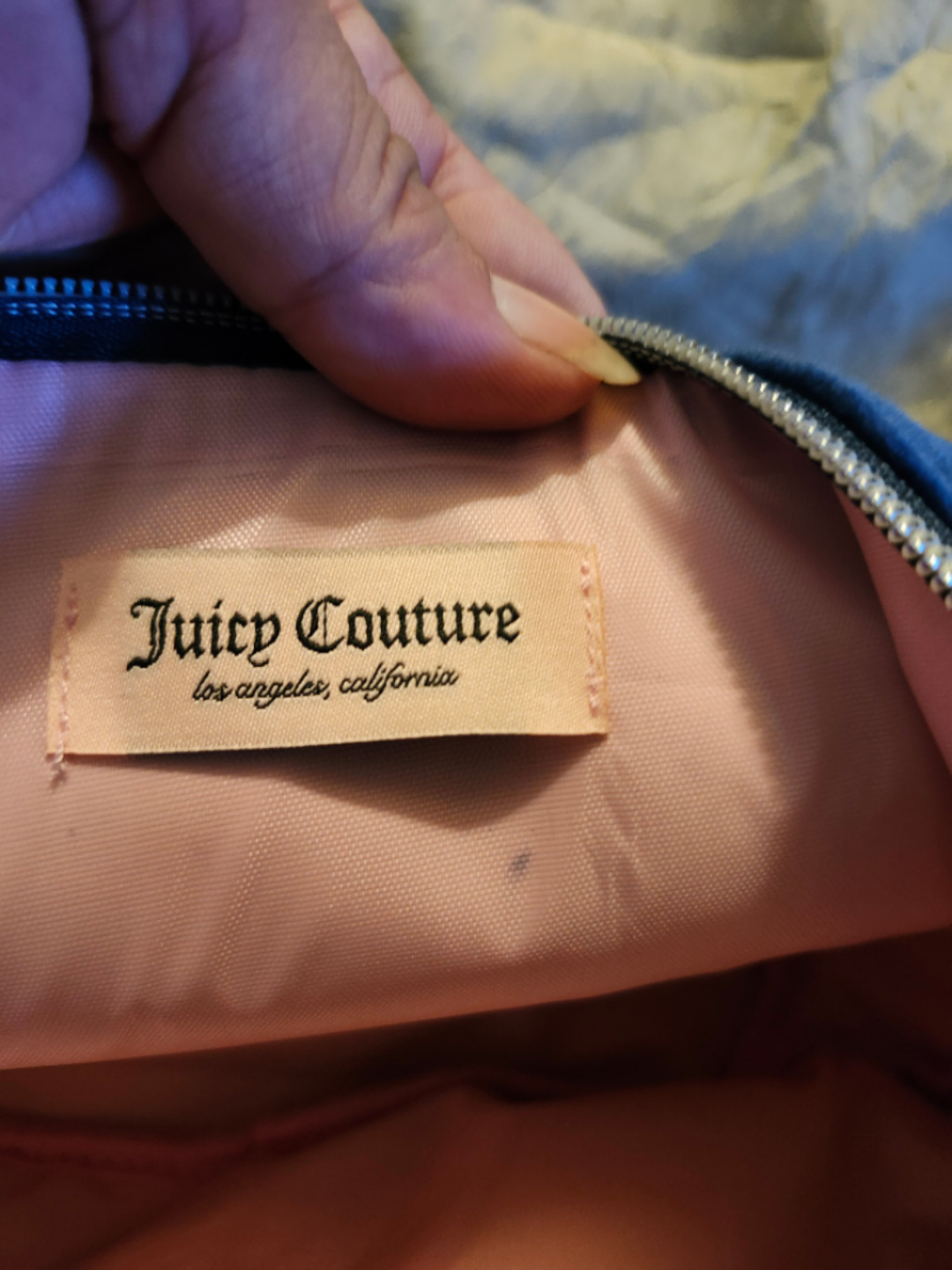 Juicy Couture Makeup Bag - photo 3