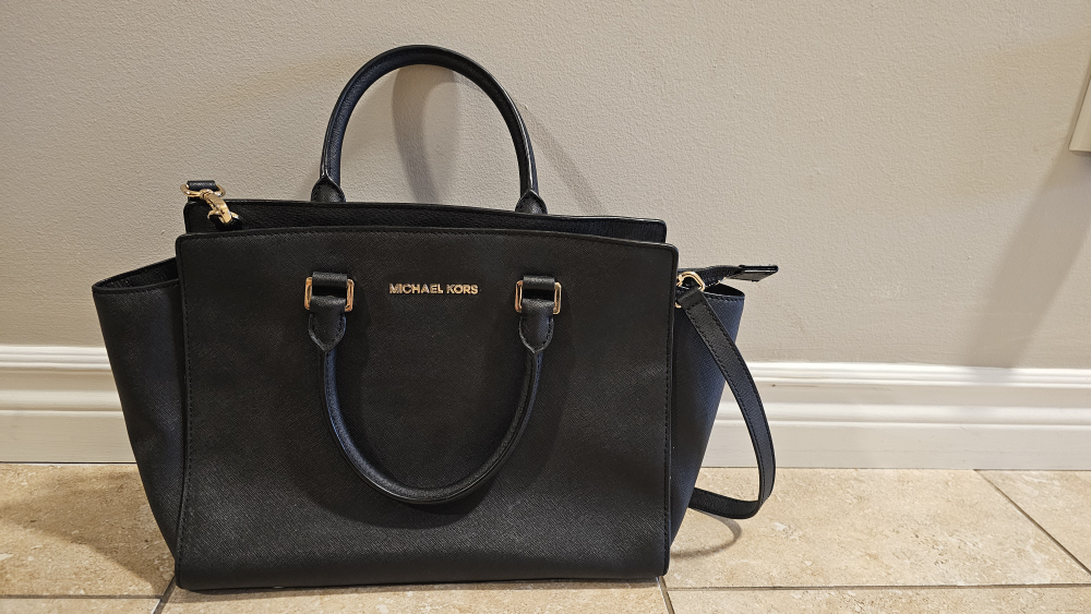 MK bag thumbnail