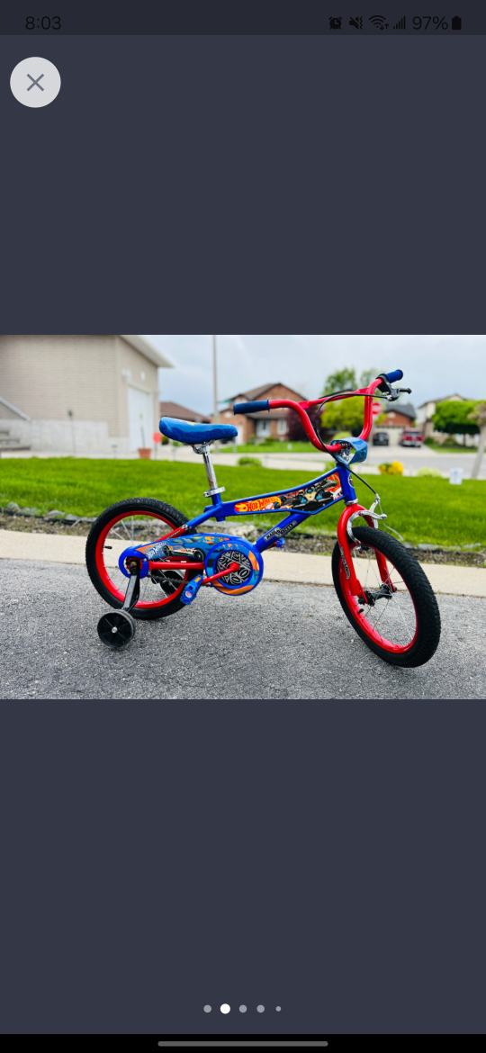 Hot Wheels Themed Kids’ Bike with Matching Helmet image indicator(2)