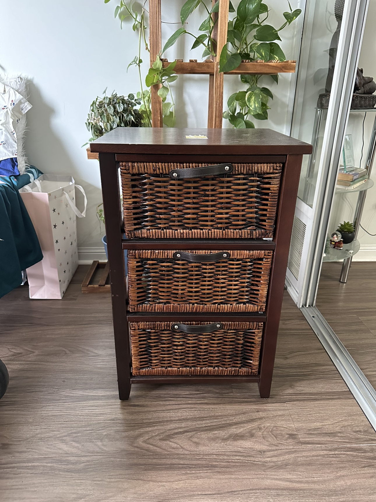 For living 3- drawer storage cabinet