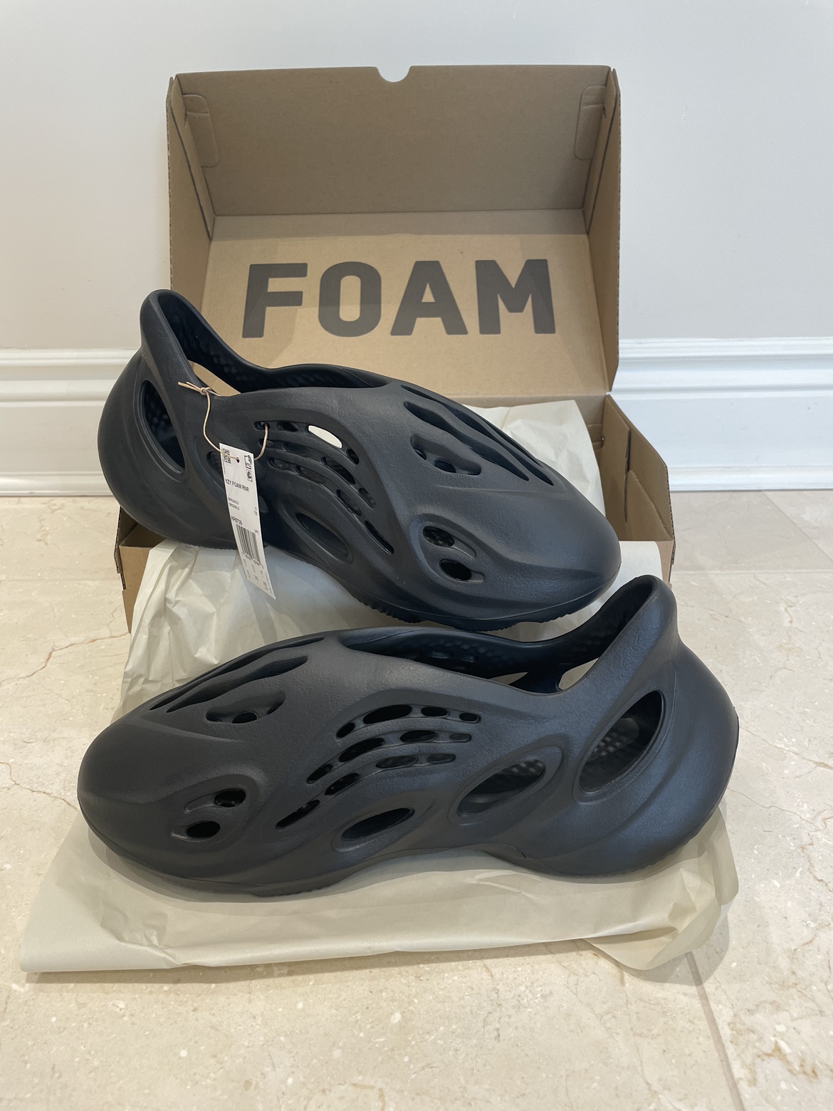 Yeezy Foam Runner Onyx - photo 2