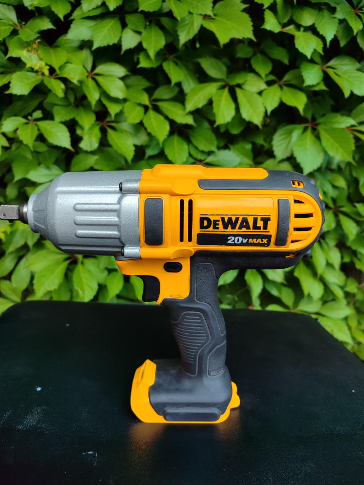 DEWALT 20V MAX Cordless Impact Wrench w/ Detent Pin Tool DCF889B - photo 4