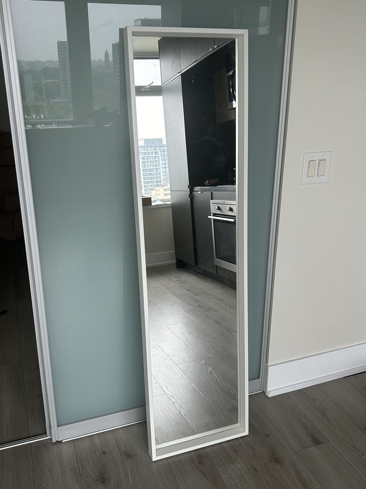 Mirror - photo 2