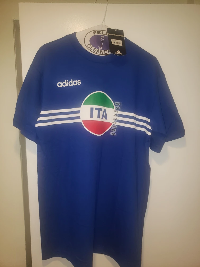 NEW LARGE ADIDAS ITALY SUPPORTER SHIRT