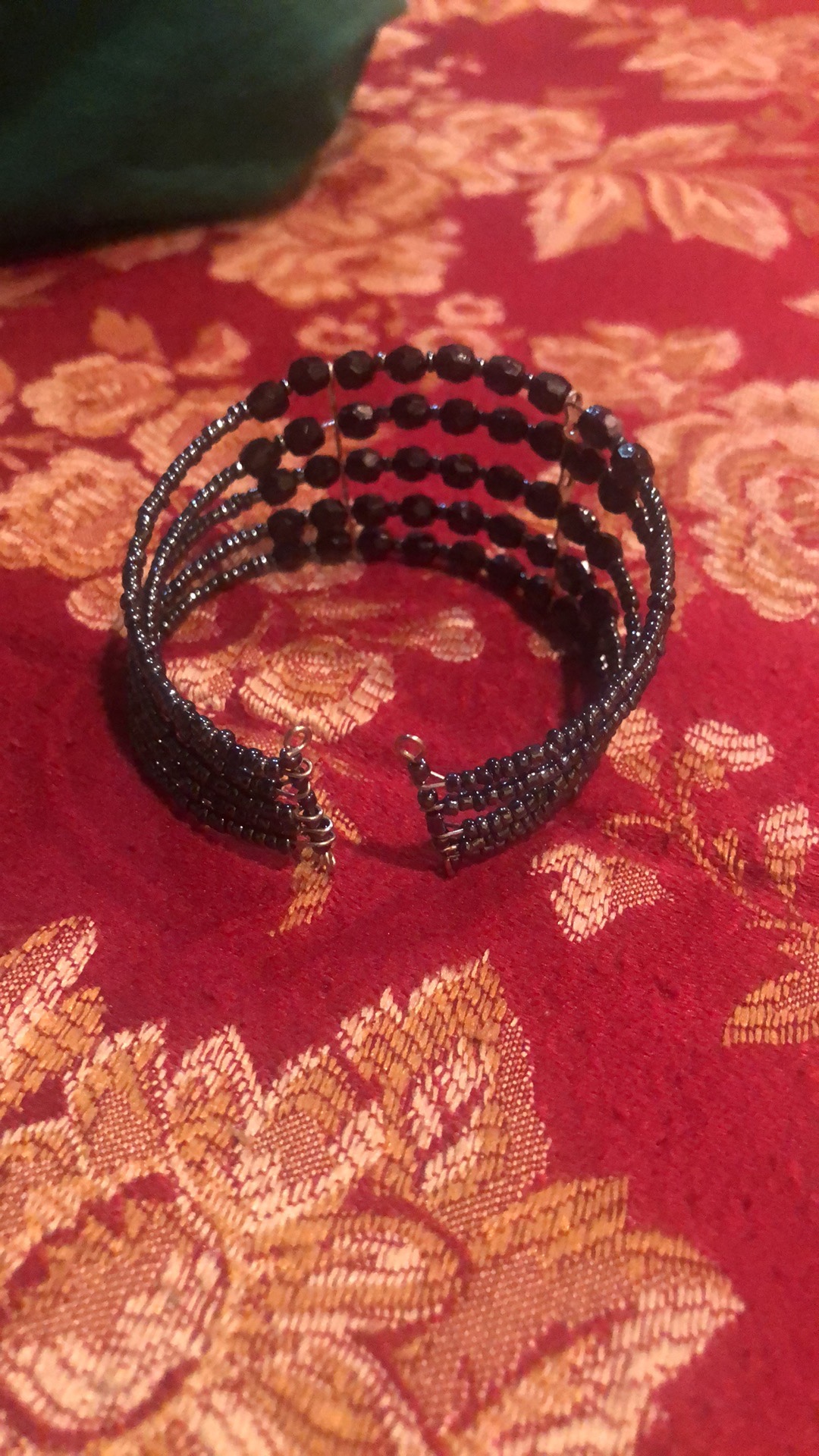 Black Bracelet image indicator(3)