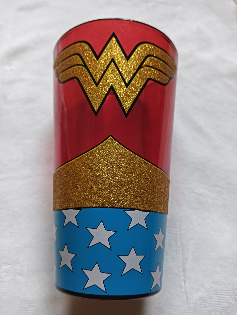 Vintage Wonder Woman Drinking glass