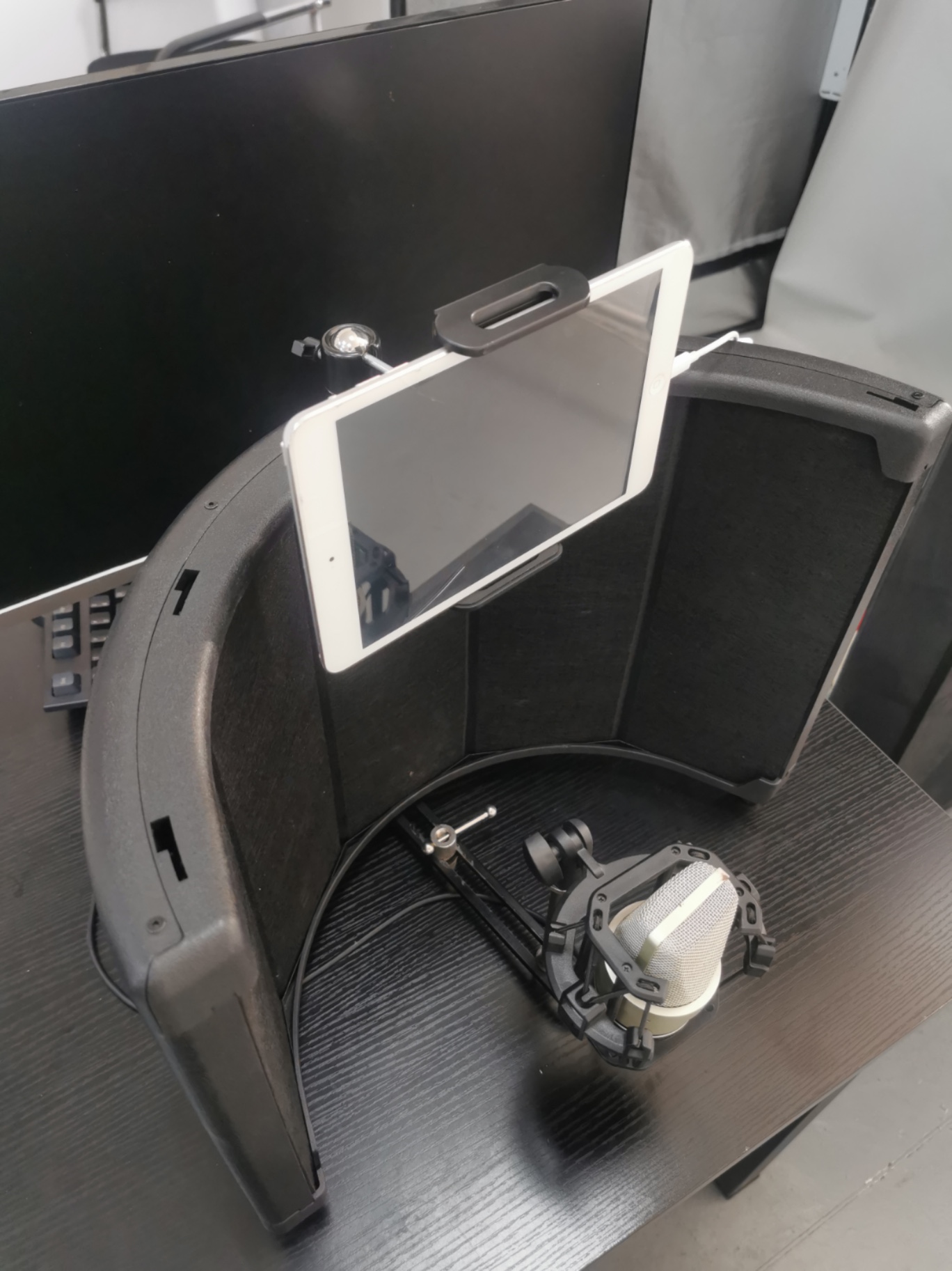 Microphone recording booth home studio isolation shield - photo 4
