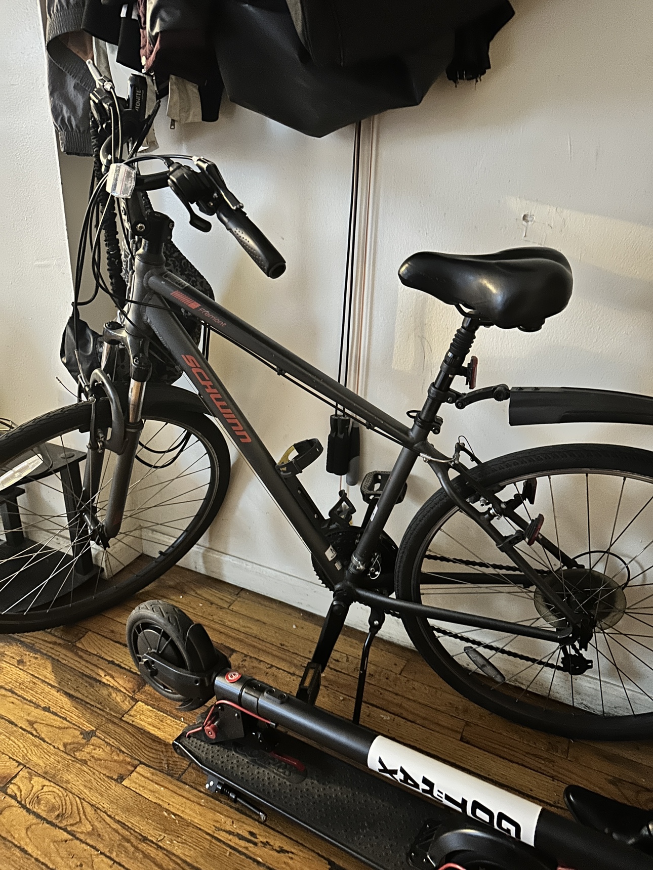 Schwinn Adult Bike Medium Size 5’5-5’10 - photo 3