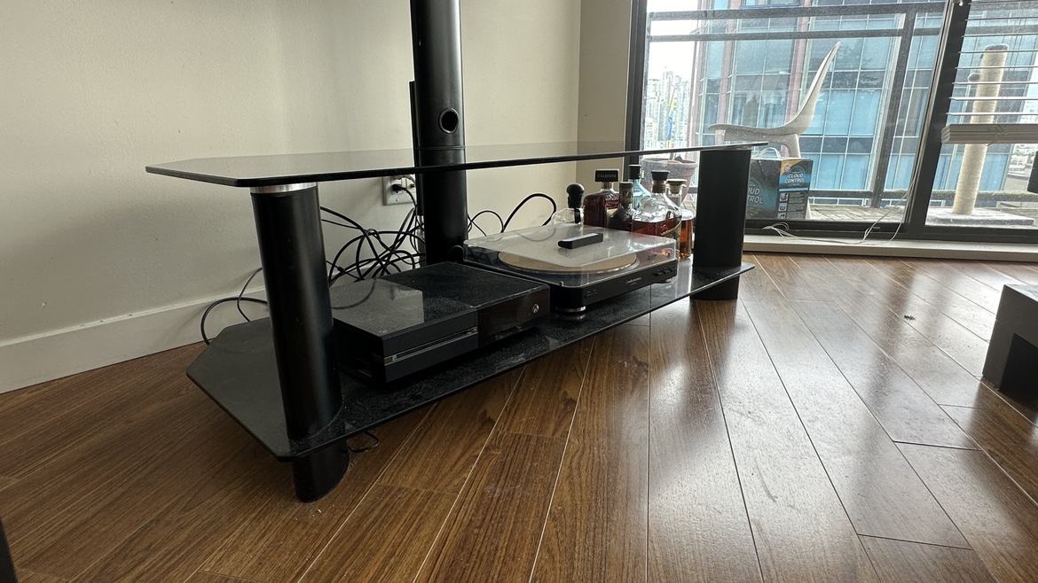 TV Console - photo 5