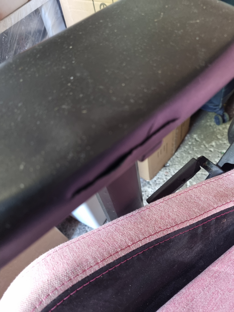 Gaming Chair (secretlab) image indicator(6)