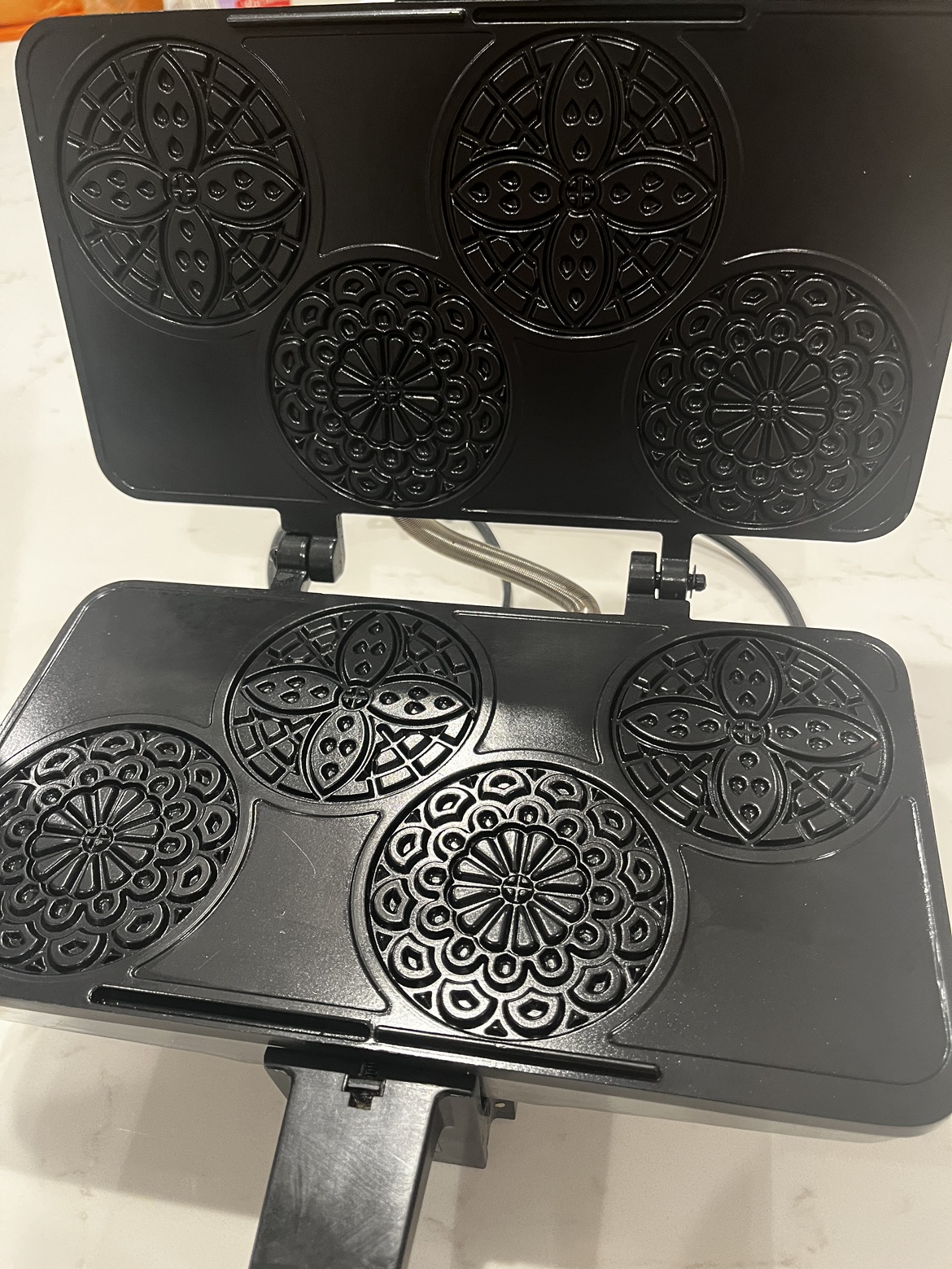 Pizzelle maker - photo 2