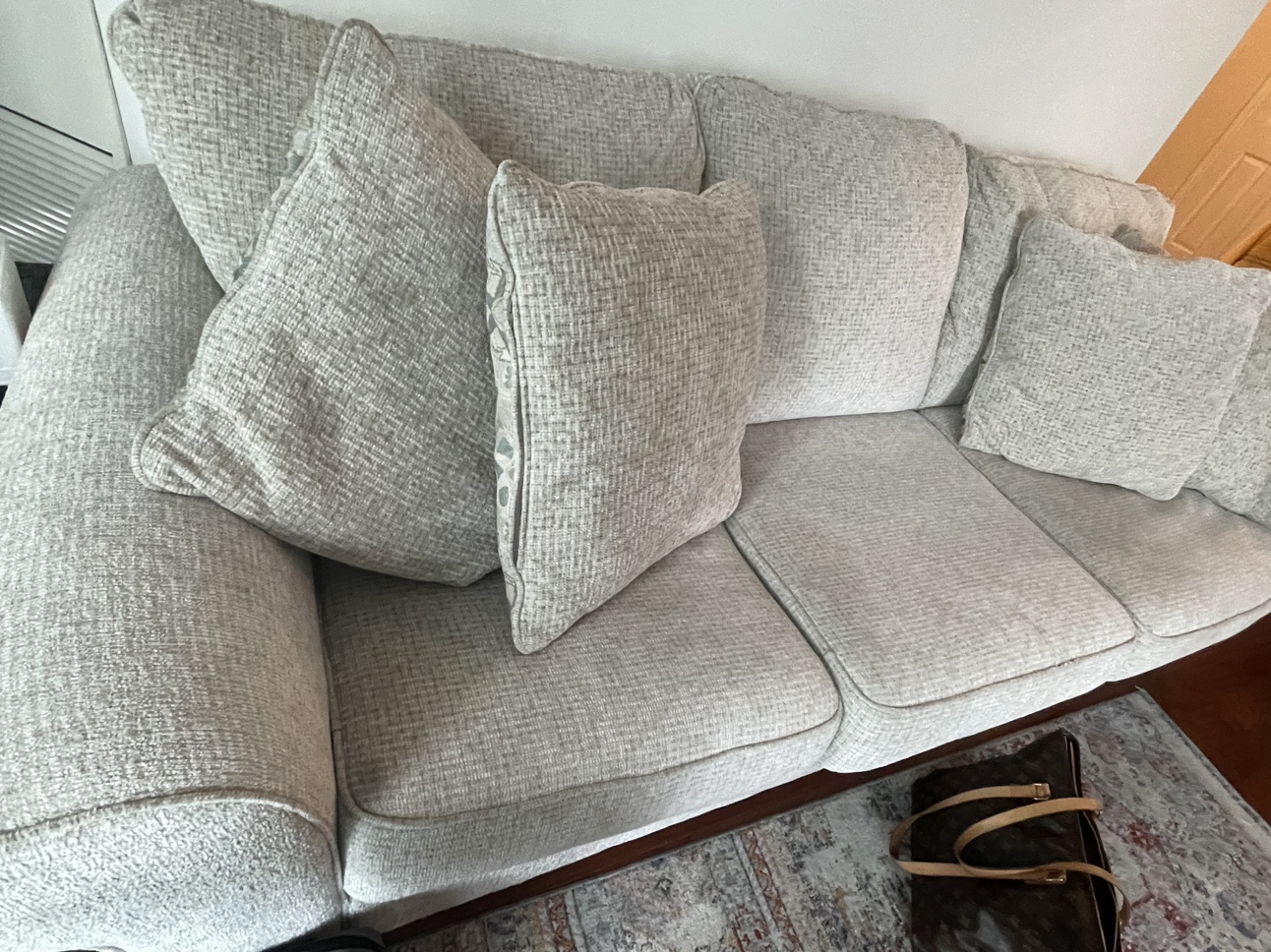Couch / sofa - photo 2
