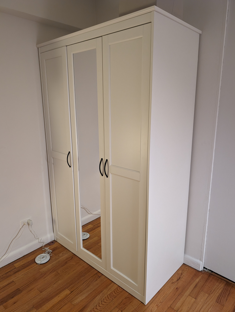 IKEA SONGESAND wardrobe