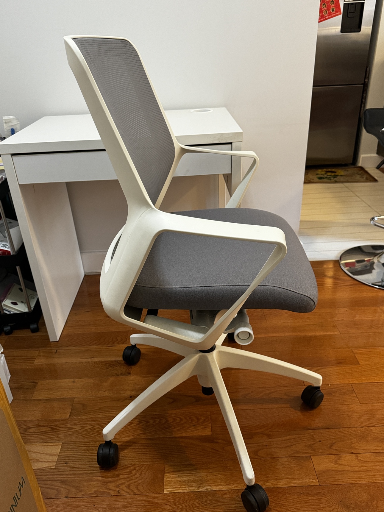 Office/computer chair - photo 2
