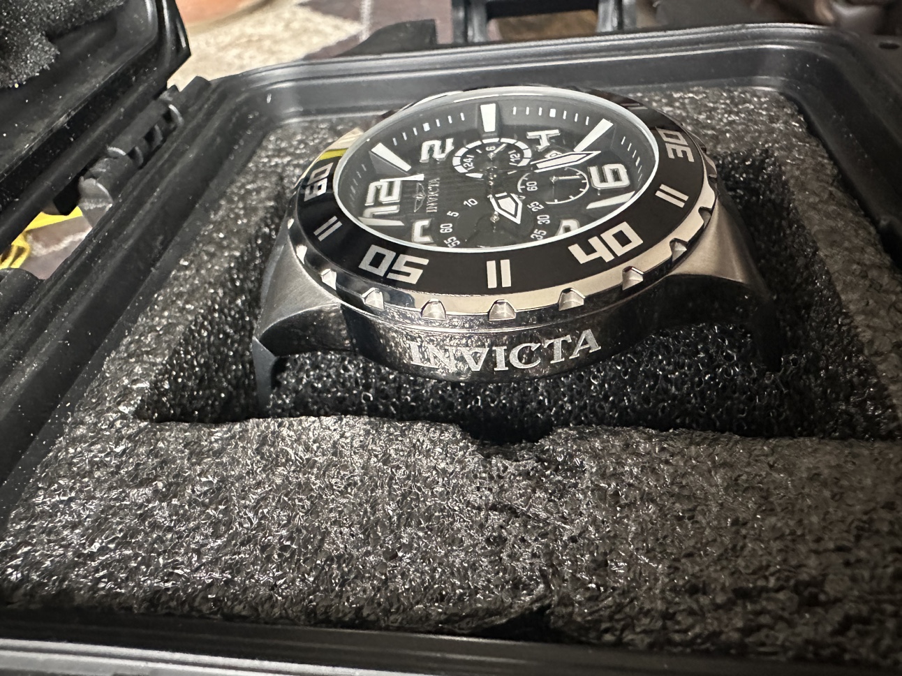 Invicta Pro Divers Watch - photo 2