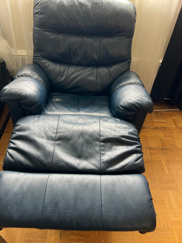 leather recliner couch