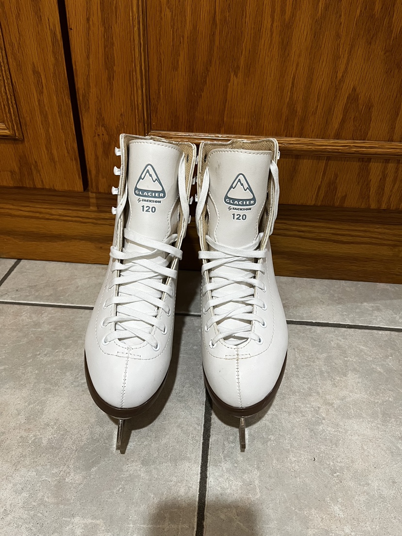 Size 5 Female Ice skates - photo 2