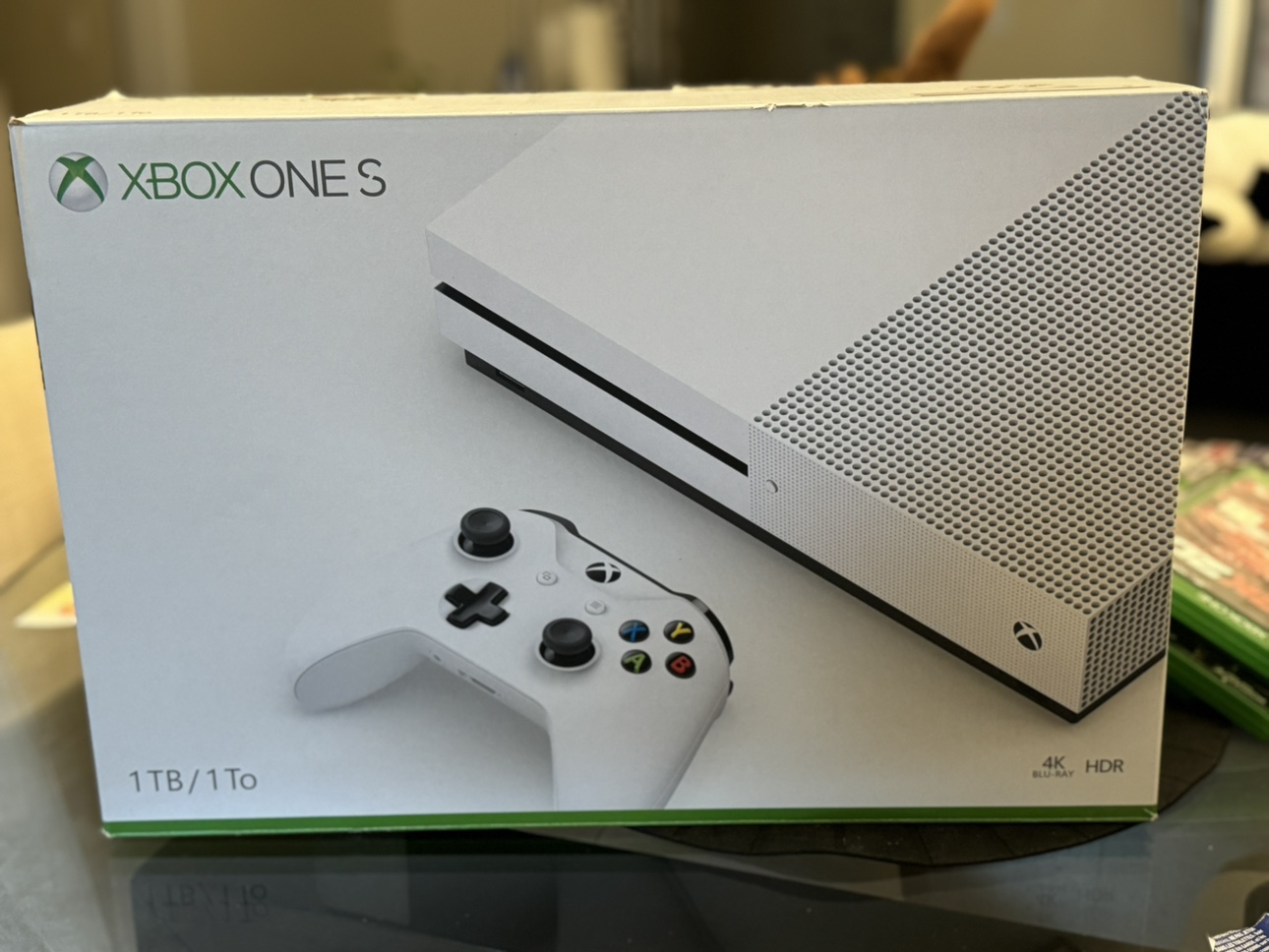 XBOX ONE S-1 TB-4K HDR