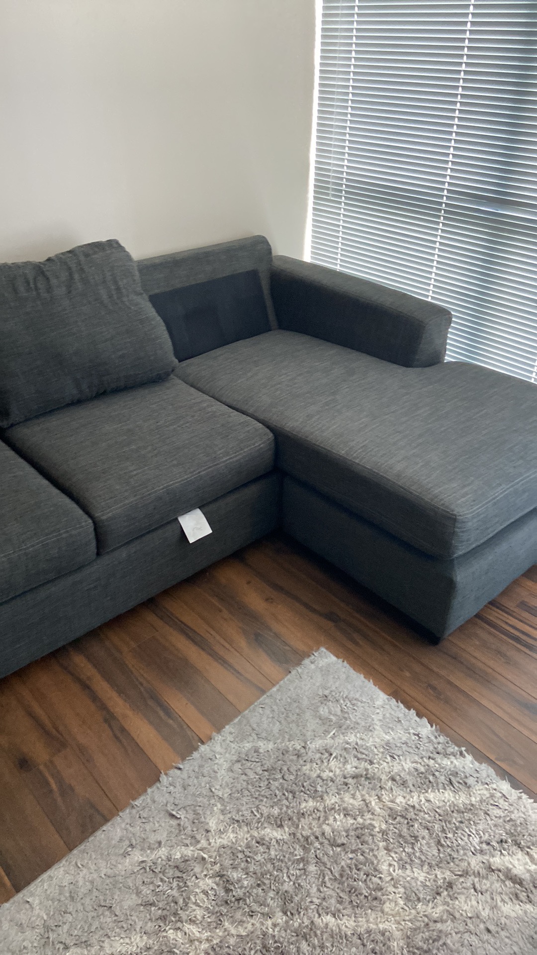 L-Shaped sofa - photo 2