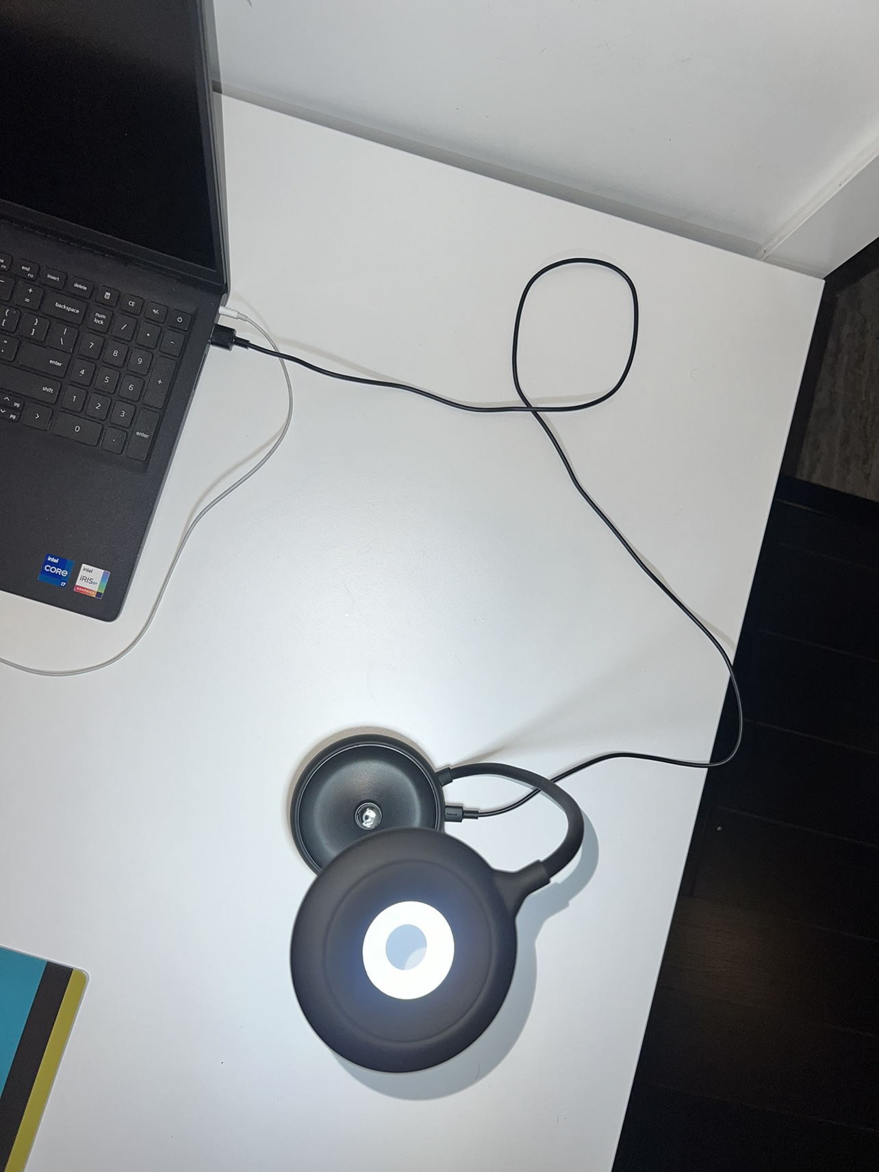 UBS LED table lamp - photo 3