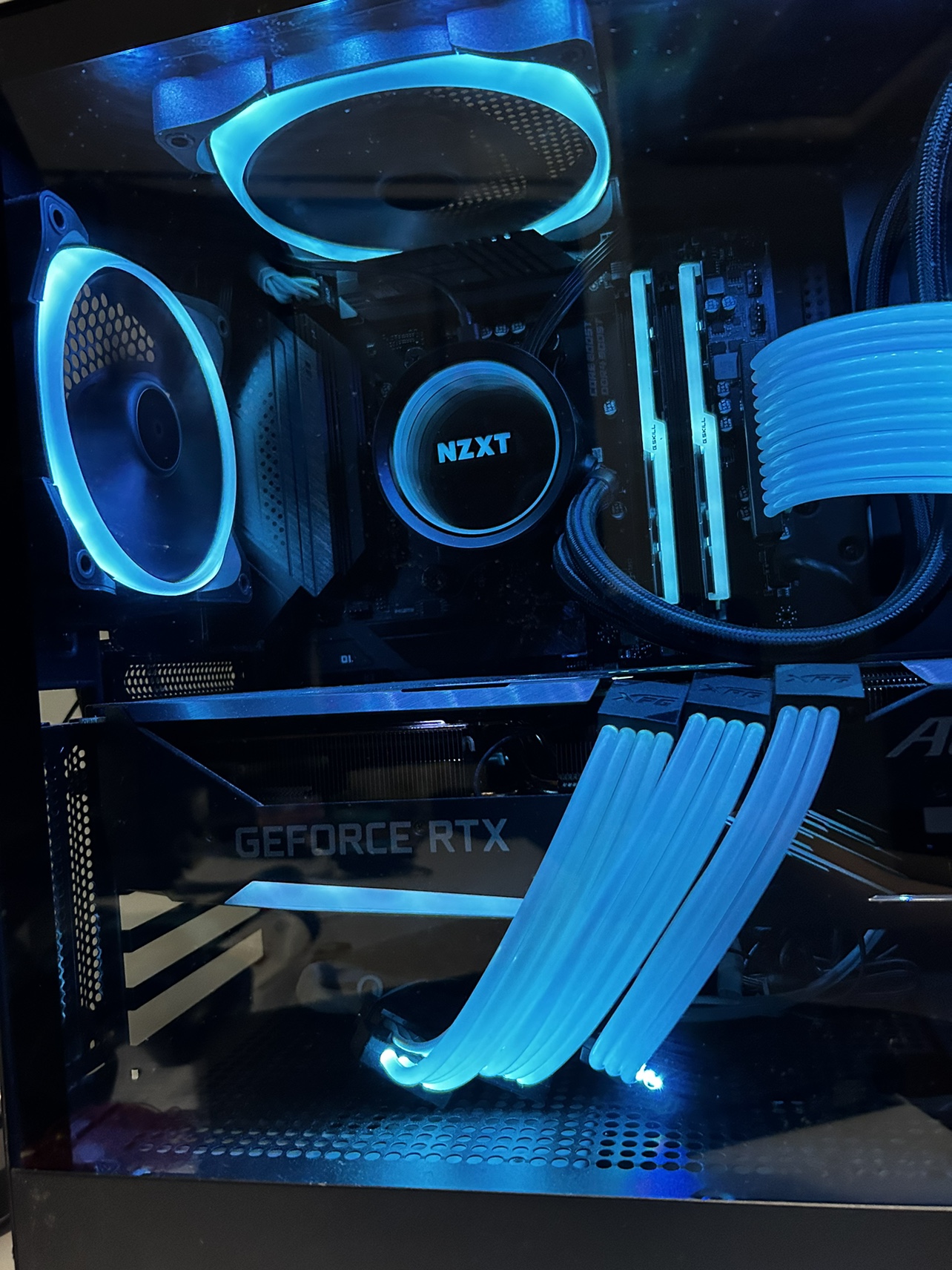 Custom Built Gaming PC - photo 2