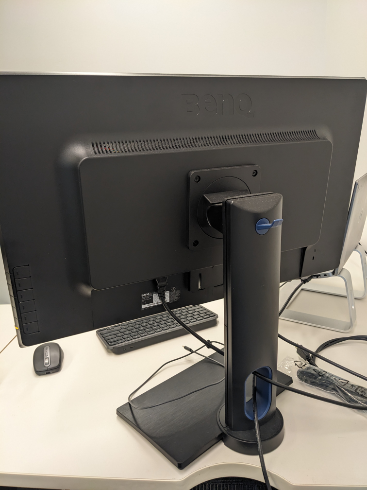Two BenQ 27" monitors - photo 4