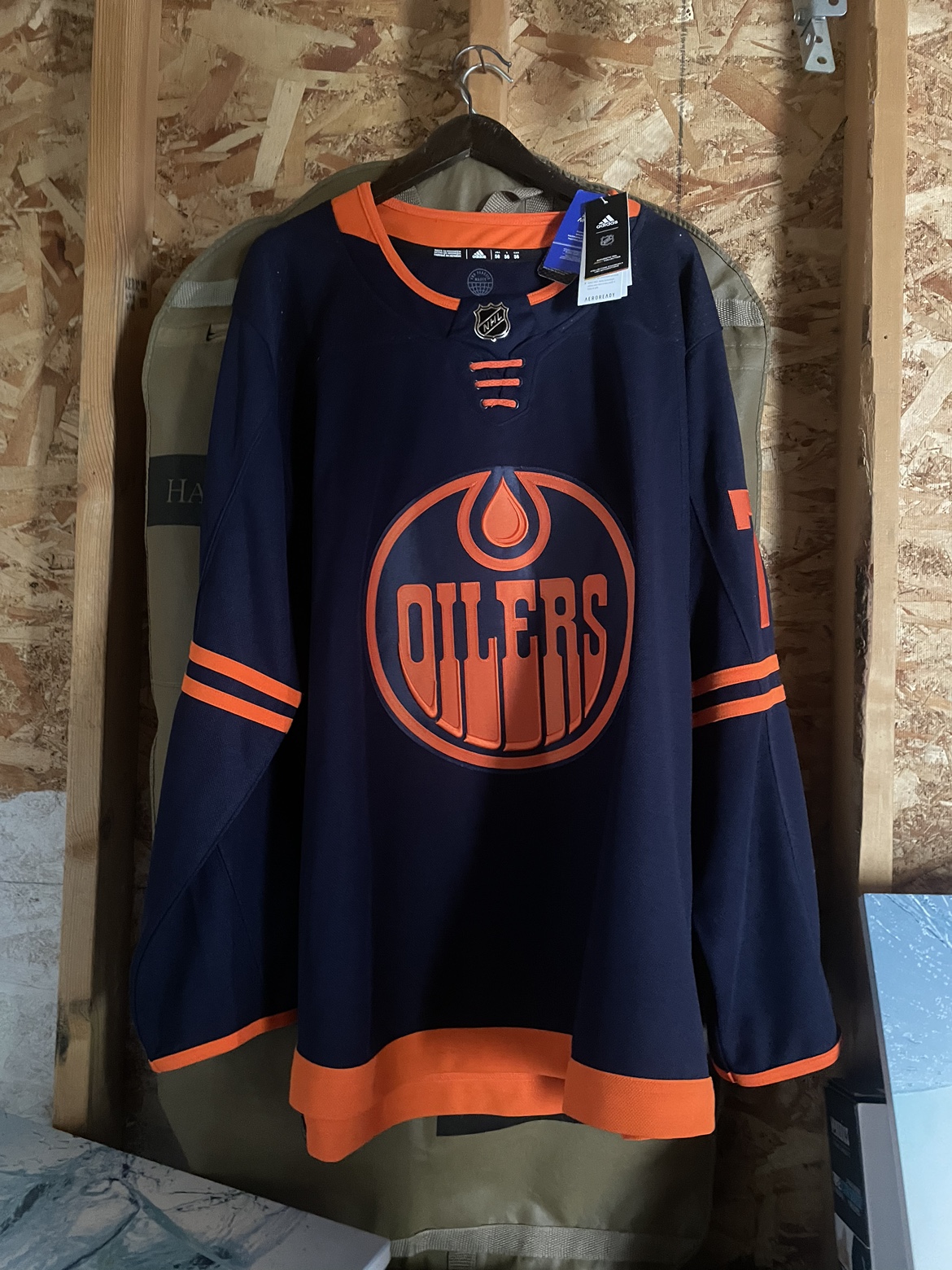 Brand new original oilers jersey with tags