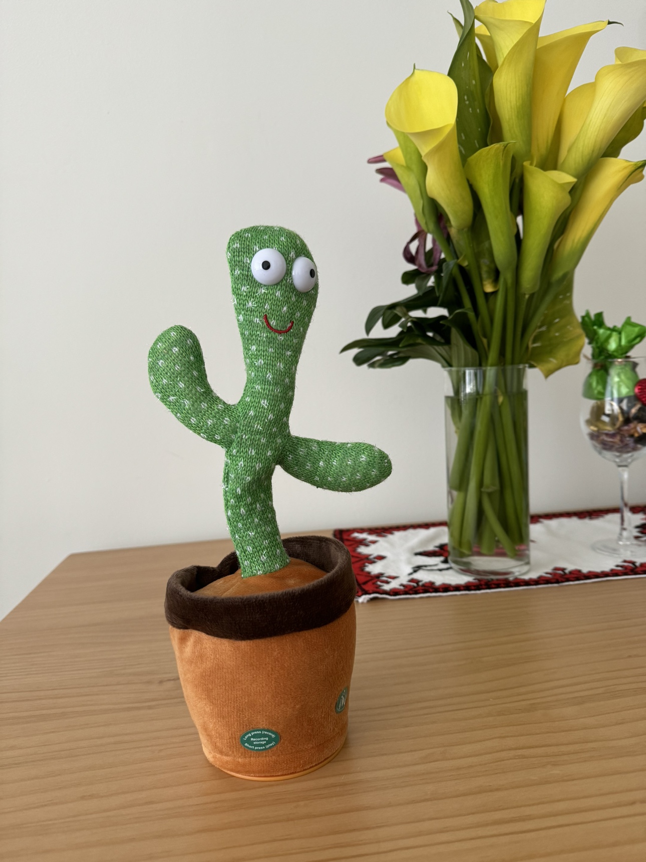 Dancing cactus