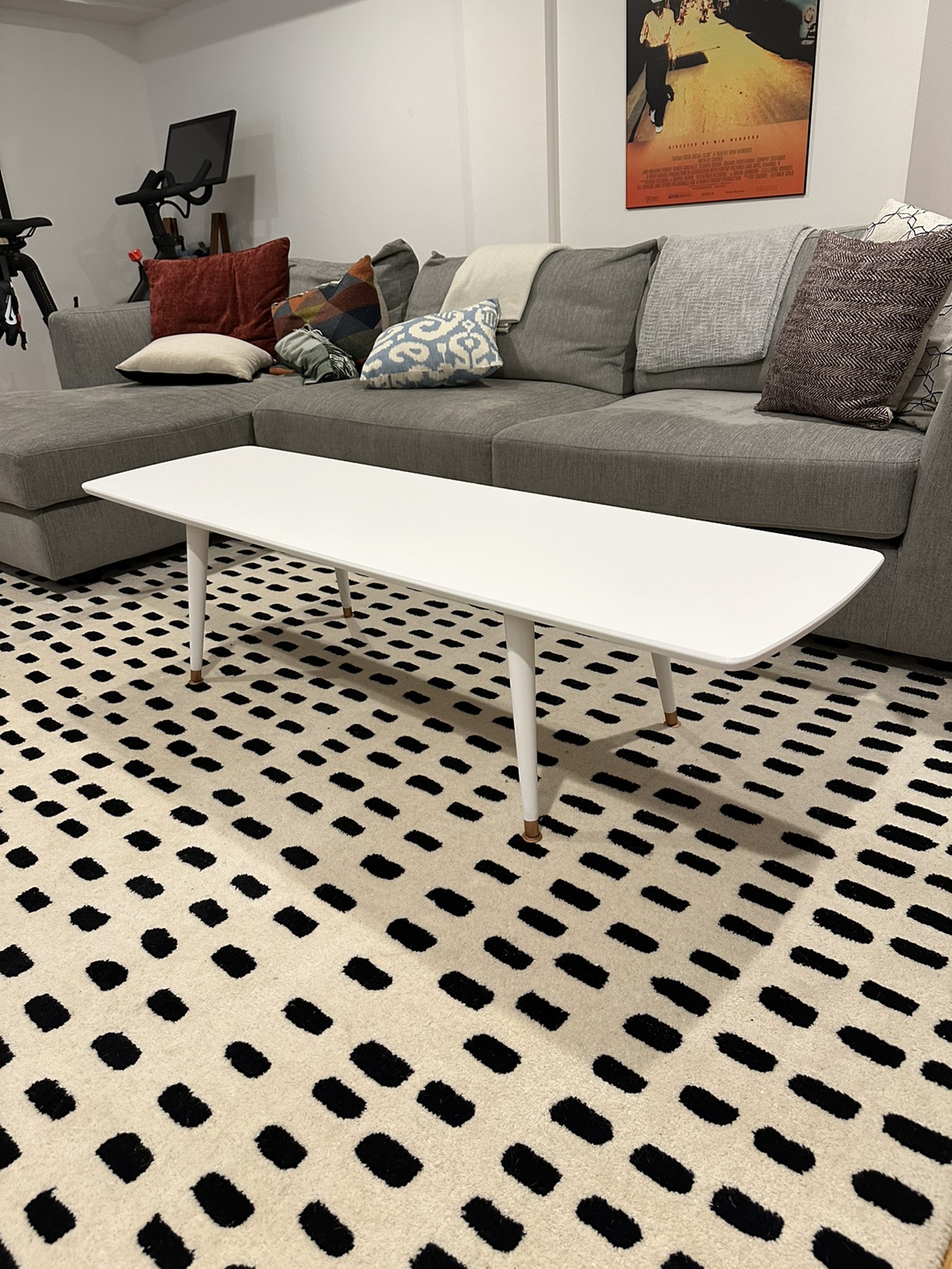 Mid-Century Modern White Coffee Table - photo 3