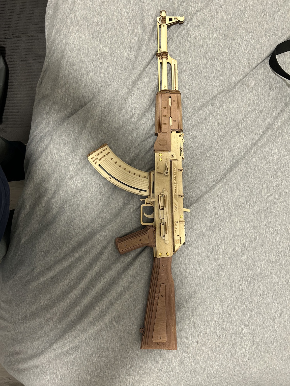 Model AK47 ROKR