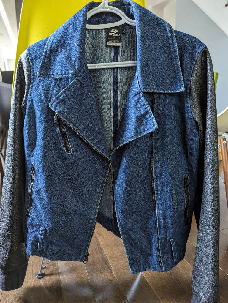 NIKE DENIM & LEATHER JACKET SZ M image indicator(2)