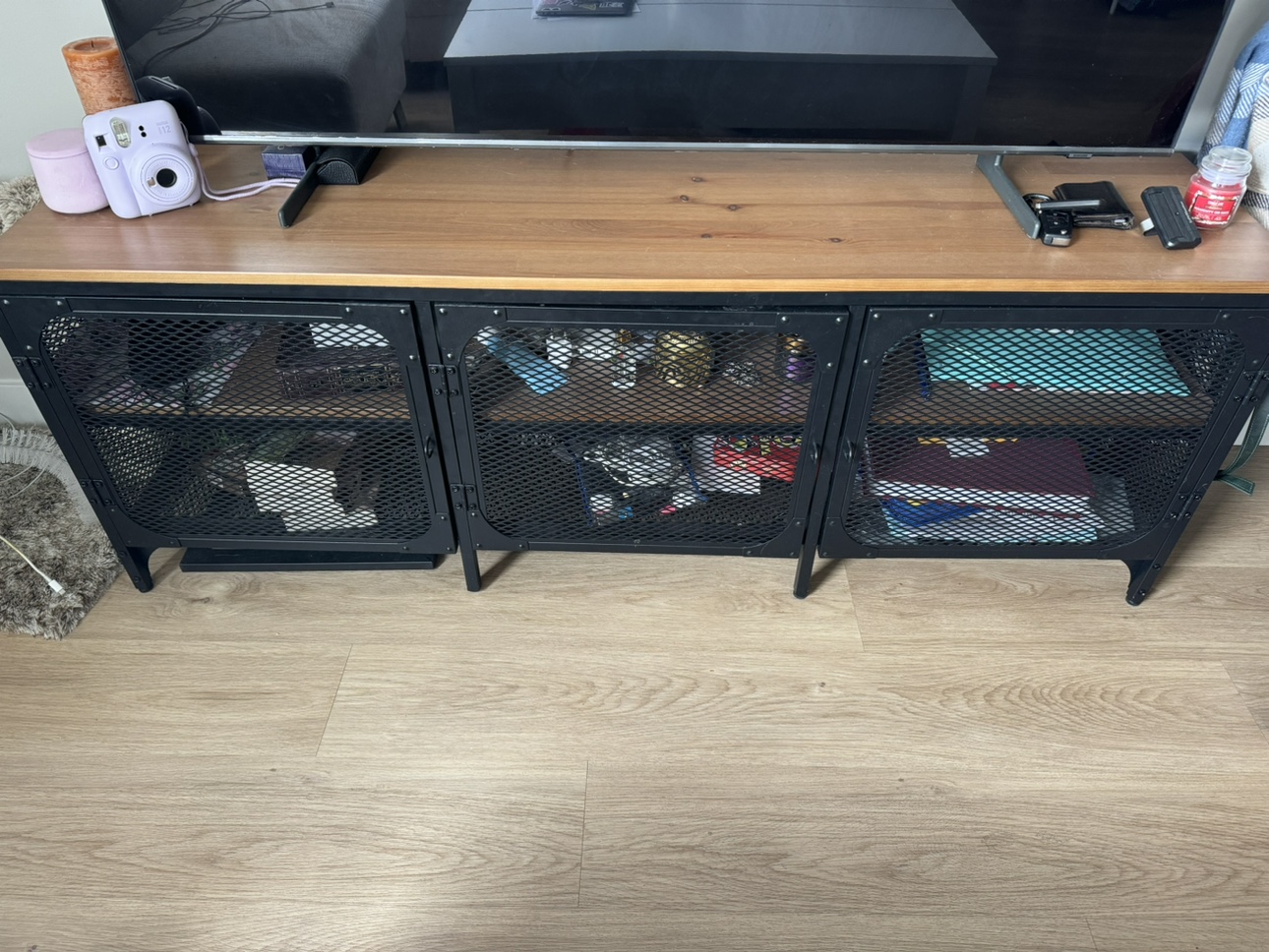 IKEA TV stand in perfect condition