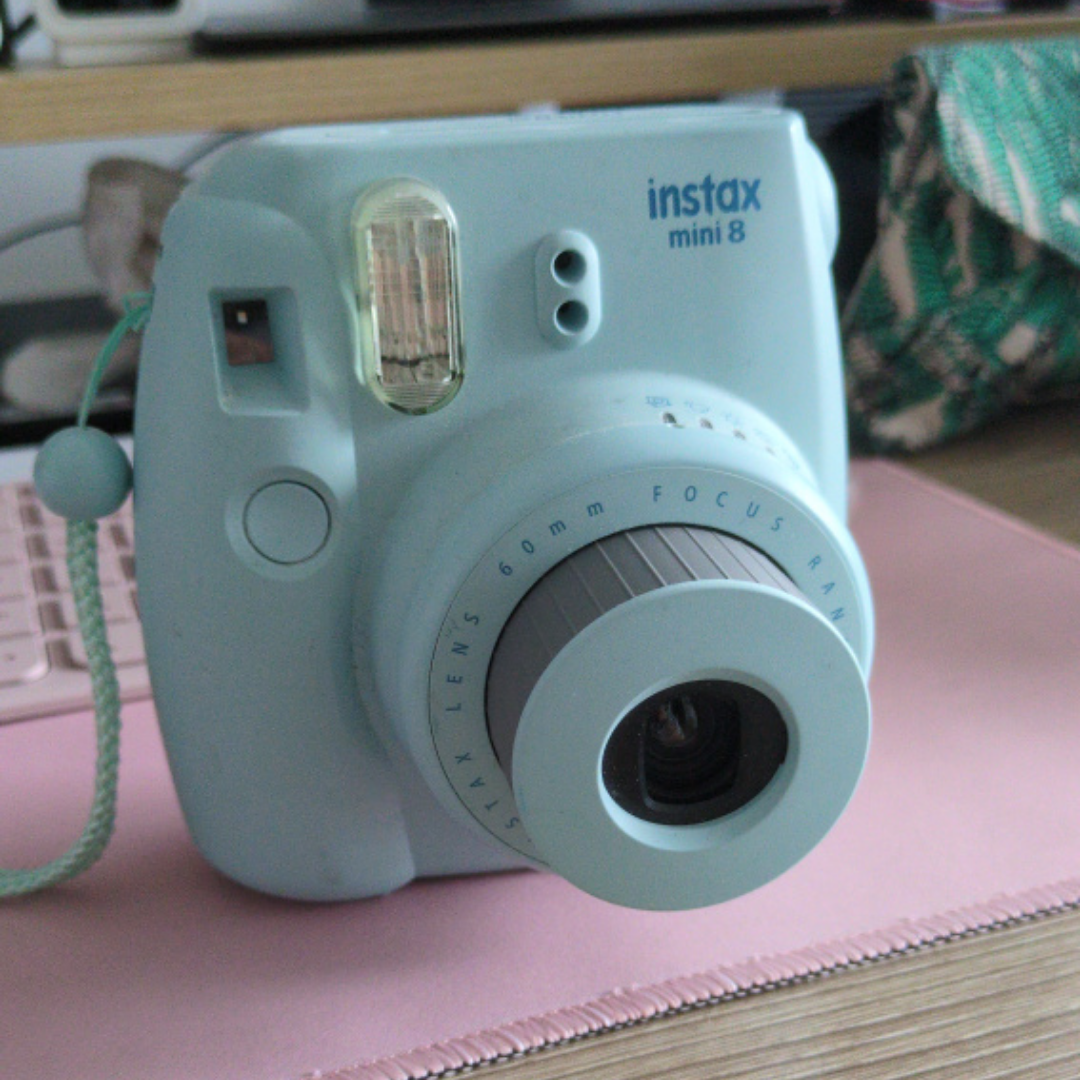 Instax mini 8 camera - Blue image indicator(2)