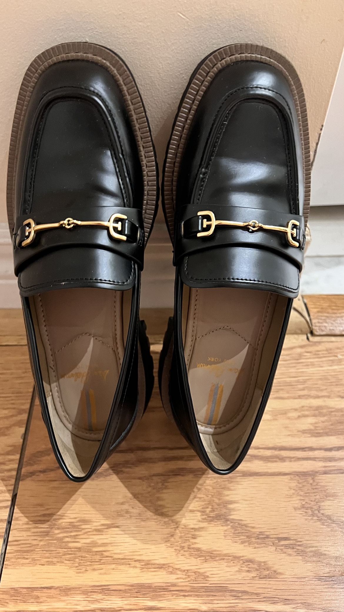 Women's shoe 6.5 thumbnail