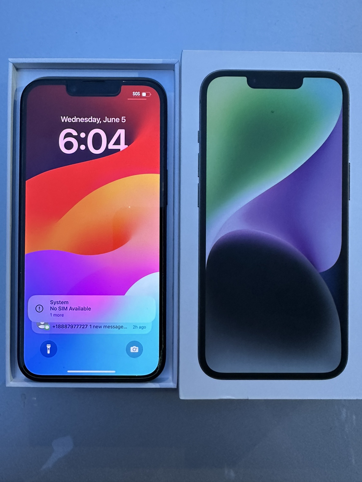 IPHONE 14 128GB UNLOCKED 10/10 CONDITION $600 FIRM thumbnail